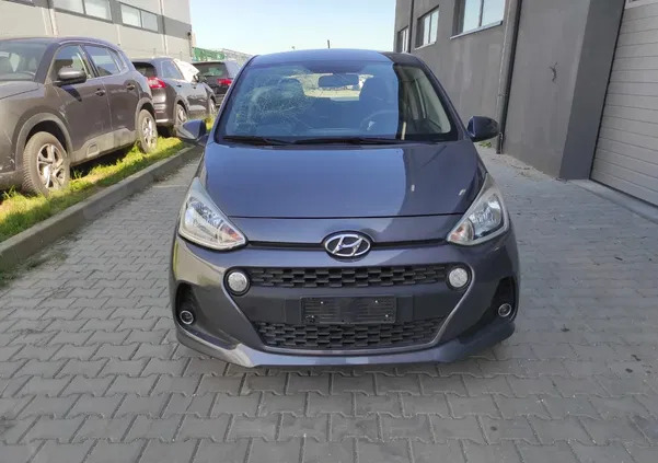 hyundai i10 żywiec Hyundai i10 cena 15000 przebieg: 108500, rok produkcji 2016 z Żywiec